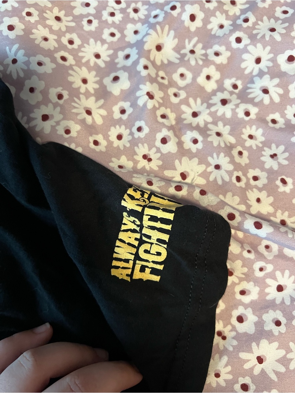 Supernatural Family, Always Keep Fighting Official Tshirt - Picture 2 of 3